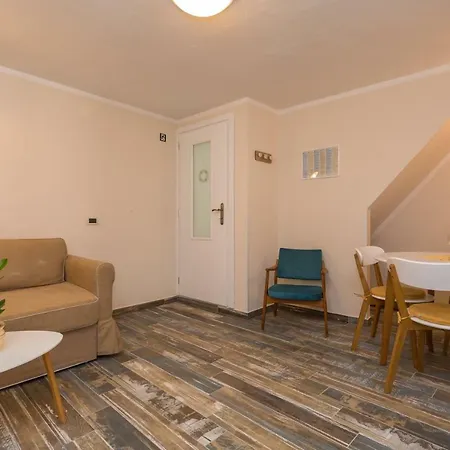 Apartment Piccolo Baska  Exterior photo